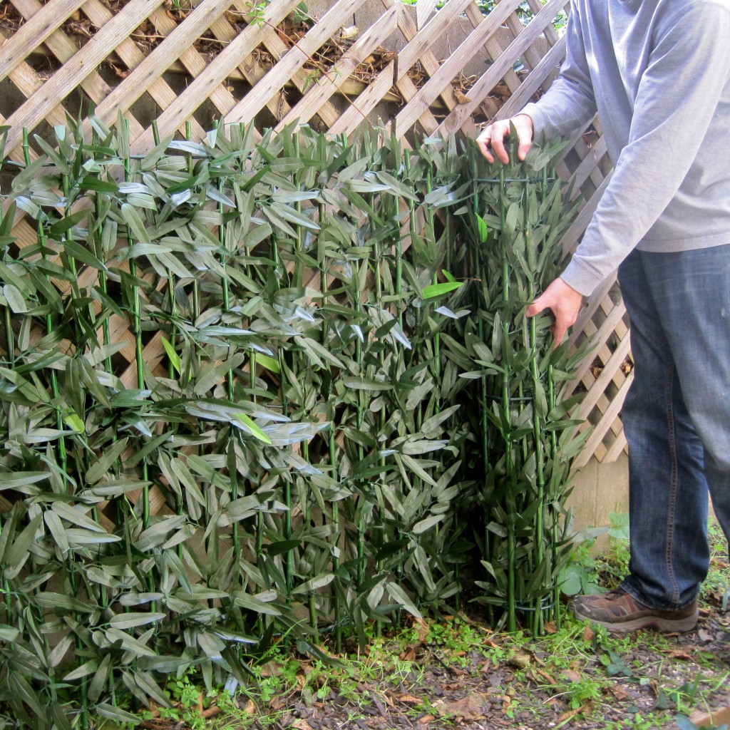Woven Bamboo Ivy Fence Roll
