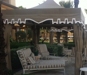 Creating a Cozy Cabana in Your Yard