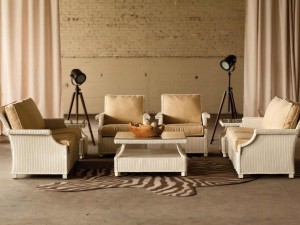 Layering in Style: A Guide to Outdoor Decorating