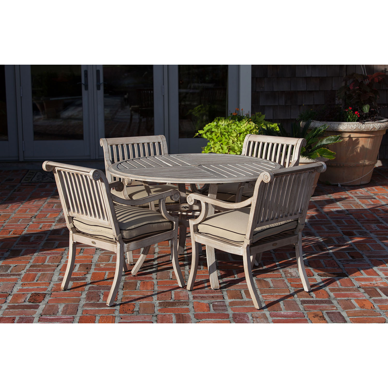 Patio Sense Patio Dining Set