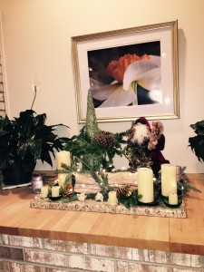 How to Create a Beautiful Christmas Entry Table