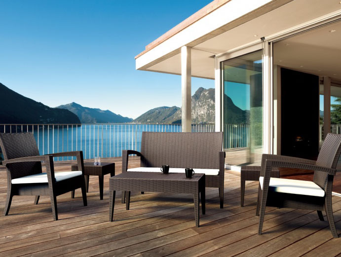 Compamia Commercial Outdoor Furniture