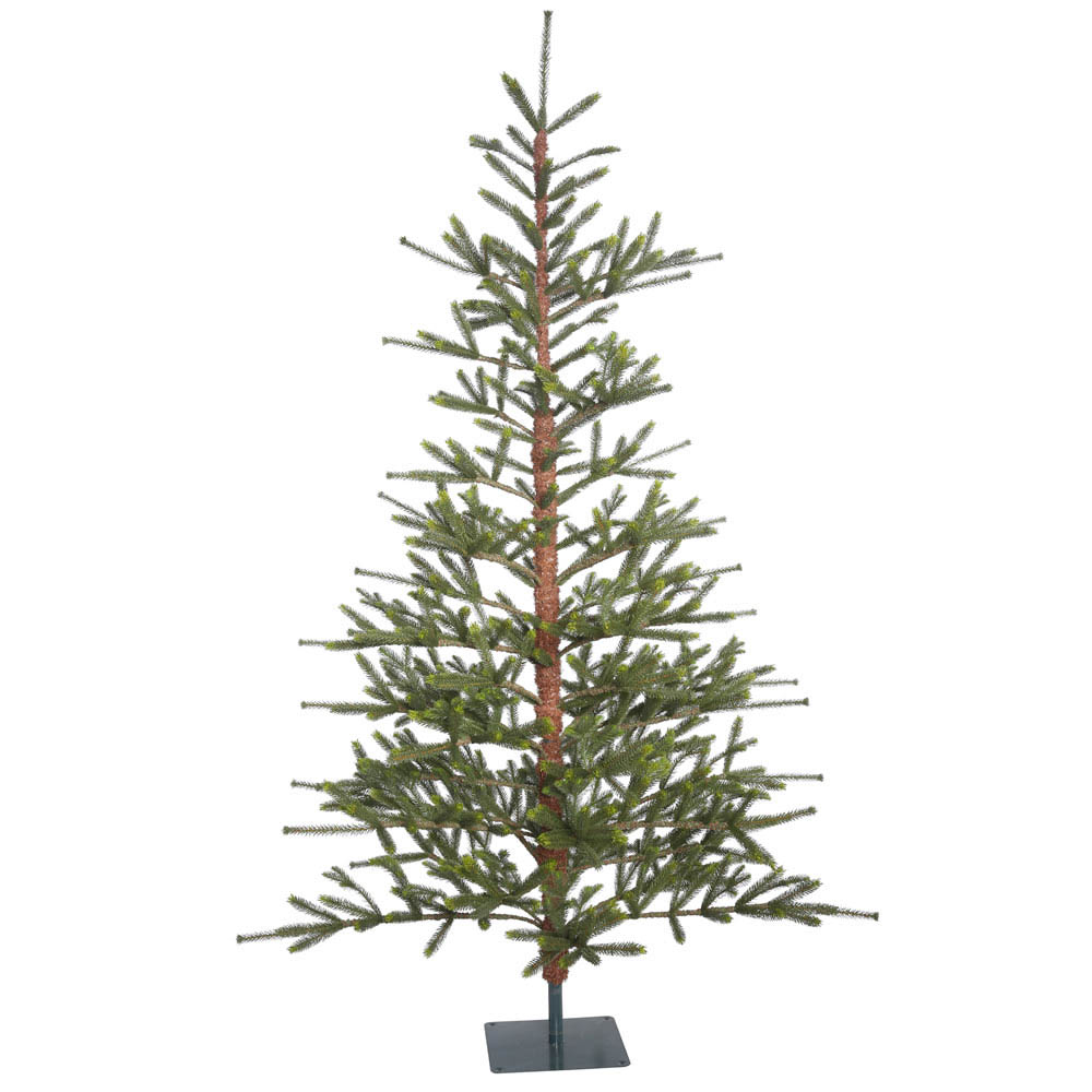 Christmas Trees with Sparse Branches Are Trending 