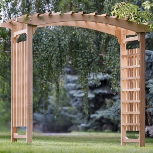 5 Ways to Decorate a Wedding Arbor