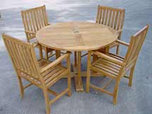 Teak Tosca Round Table with 4 Wilshire Arm Chairs