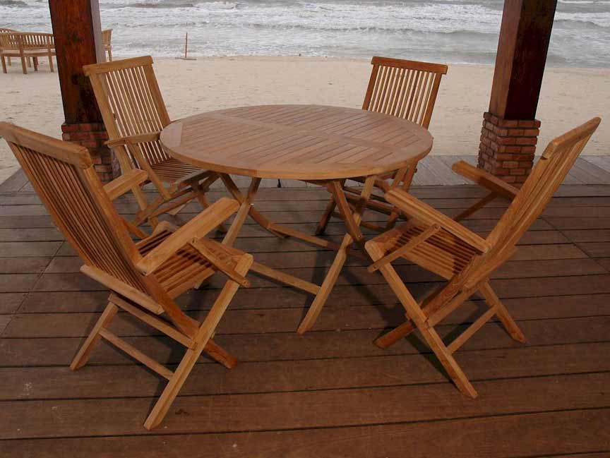 Teak Round Folding Table with Classic Folding Arm Chairs