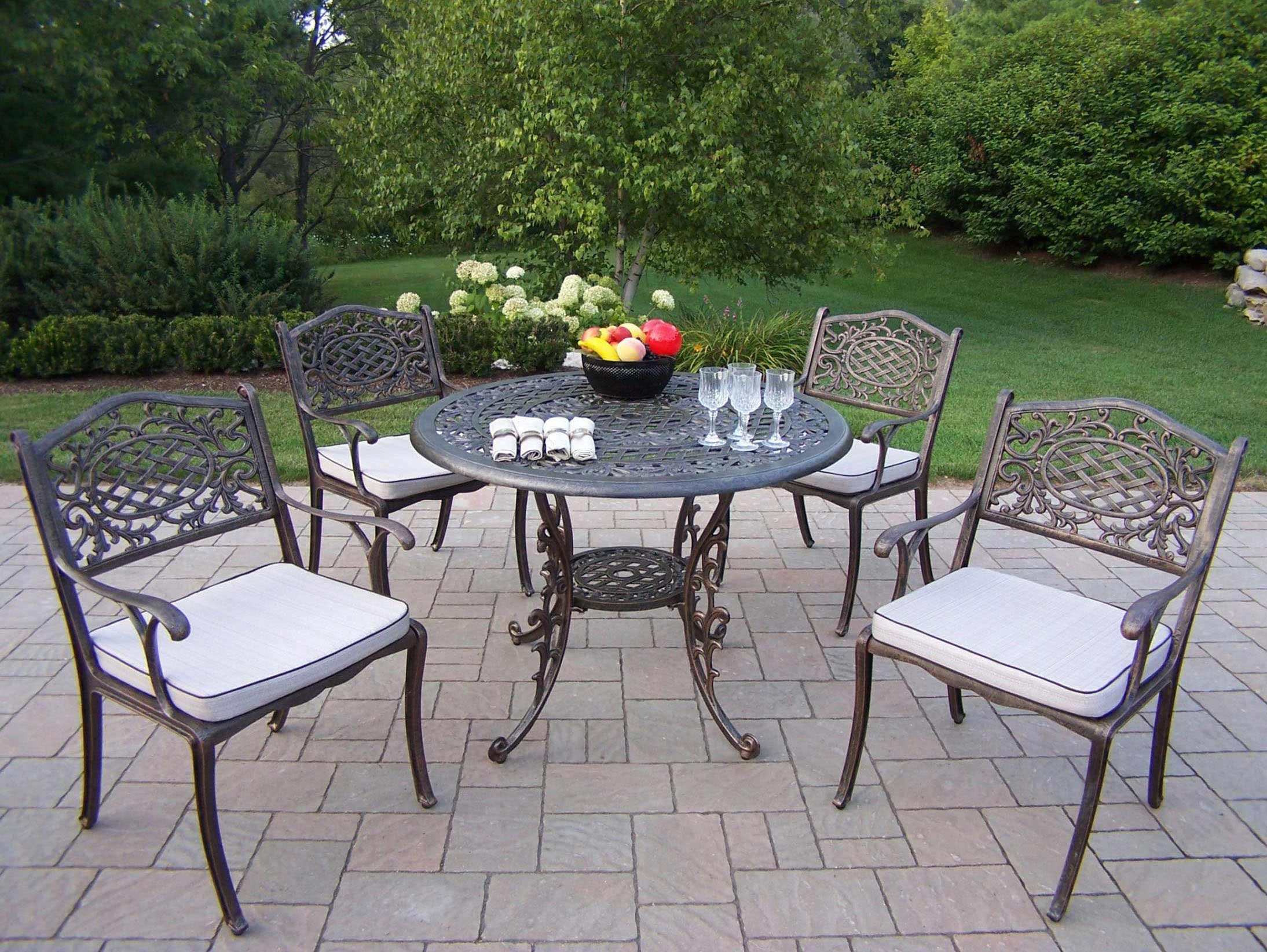 Mississippi 42 inch 5pc Patio Dining Set with Cushions