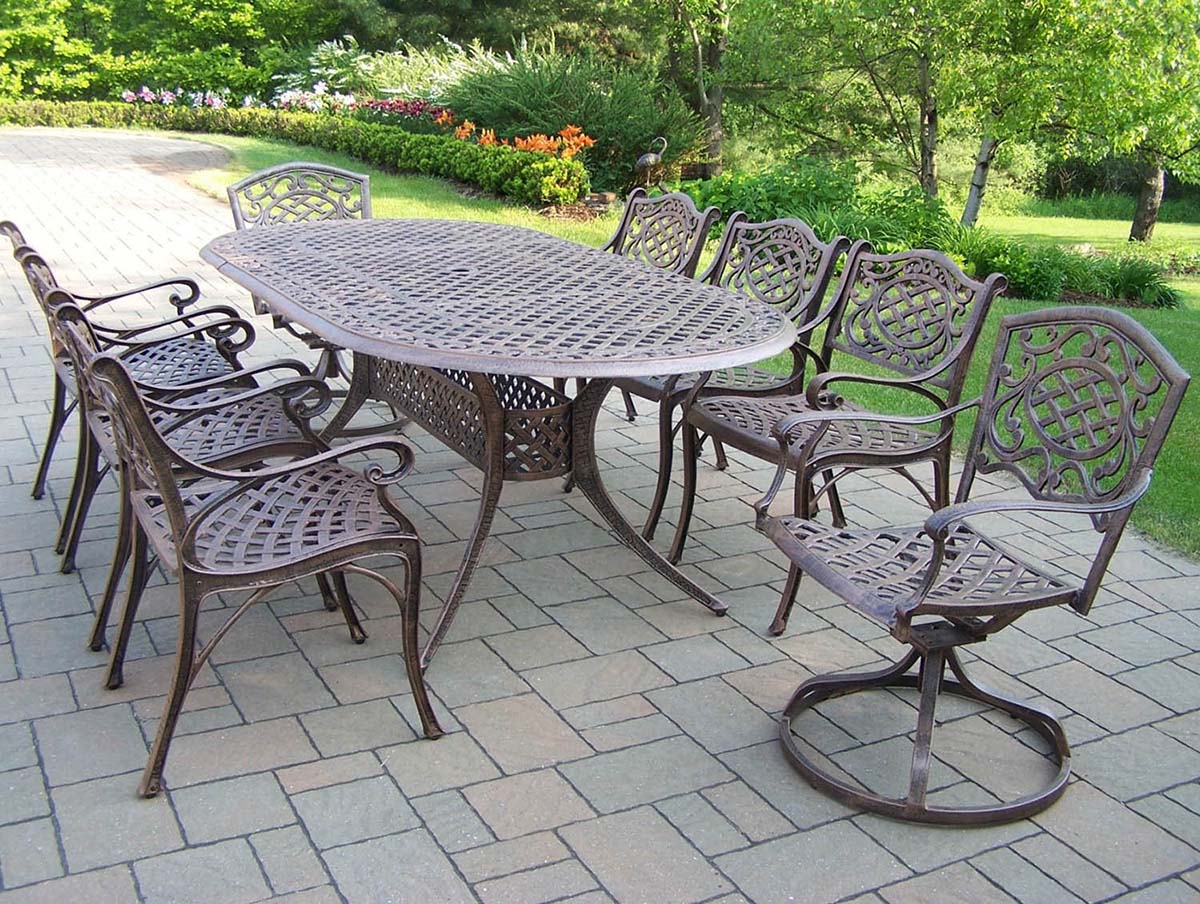 Mississippi Oval 9pc Dining Set With 2 Swivel Chairs