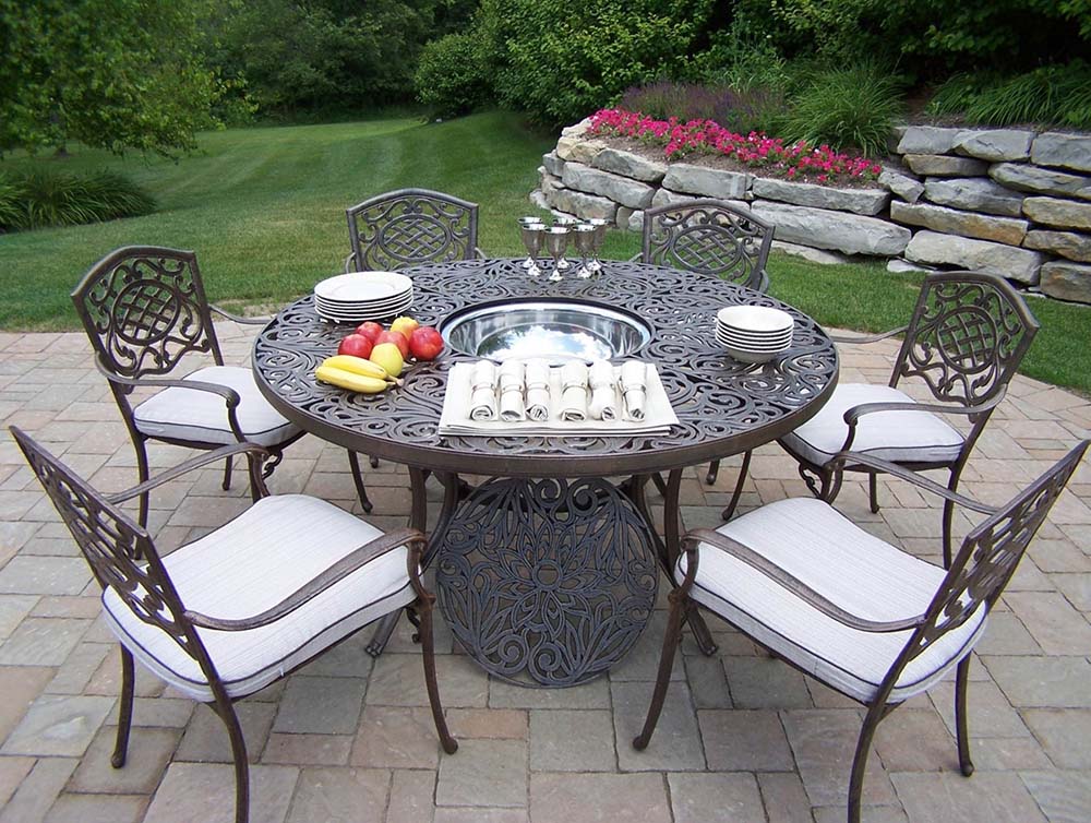 inch Round 7pc Dining Set - Ice Bucket & Cushions