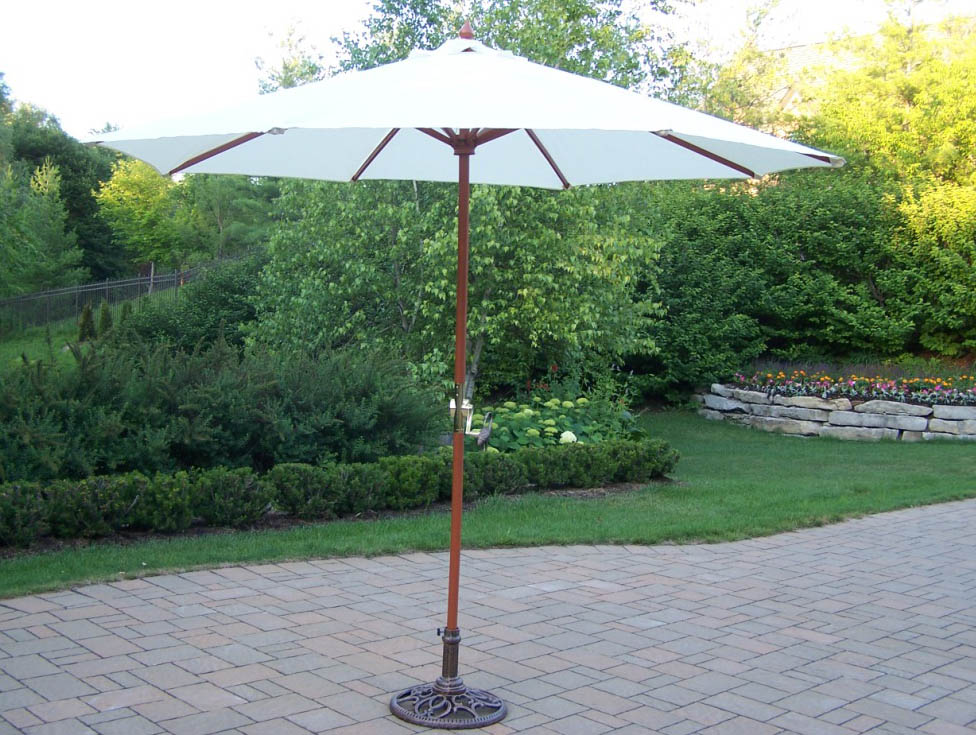 9 Foot Rochester White Umbrella With Pulley & Stand