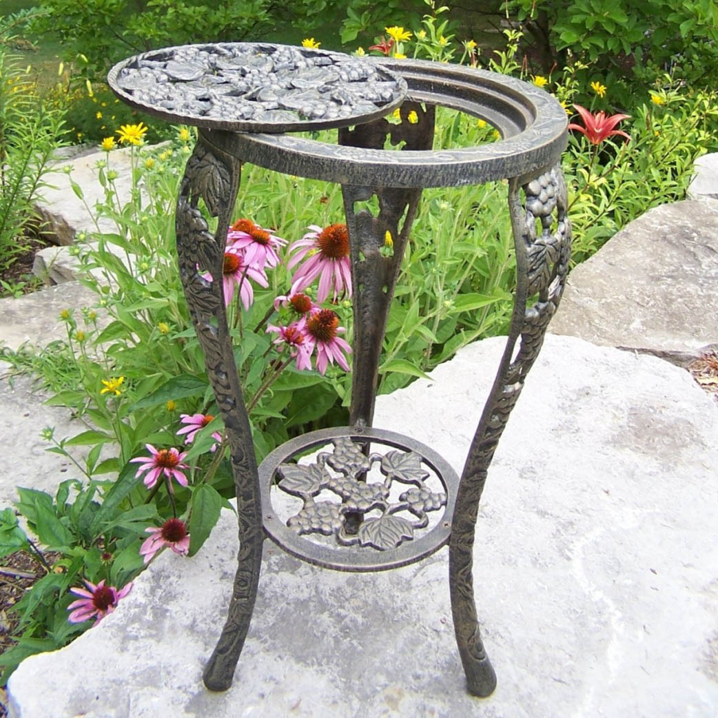 Oakland Living Vineyards Grape Cast Iron Table Plant