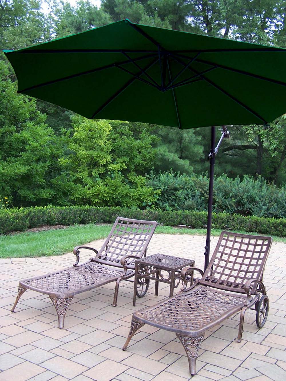 Elite Chaise Lounges: Side Table, Green Umbrella