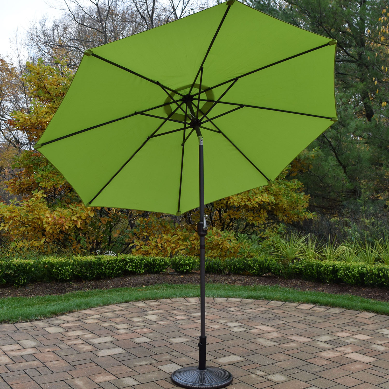 9 Foot Green Crank/tilt Umbrella Brown Pole: No Stand