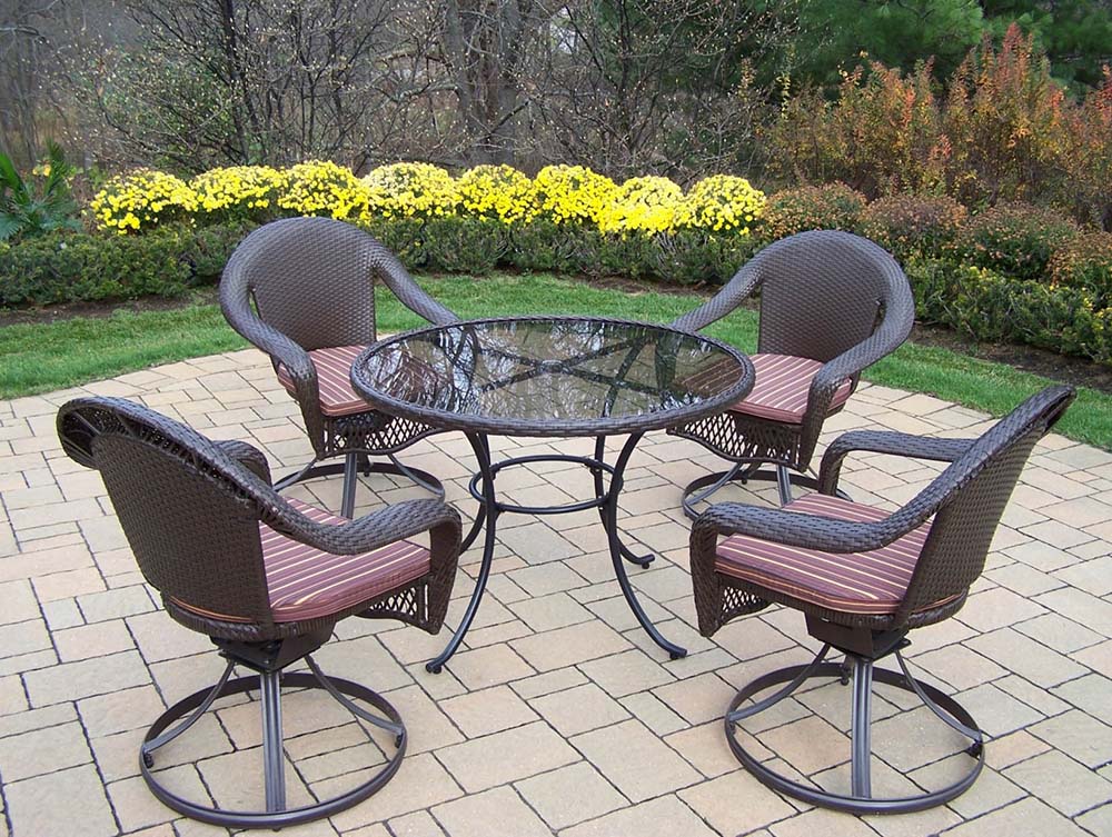 Elite Wicker 5pc Dining Set - Red Cushion Swivel Chairs