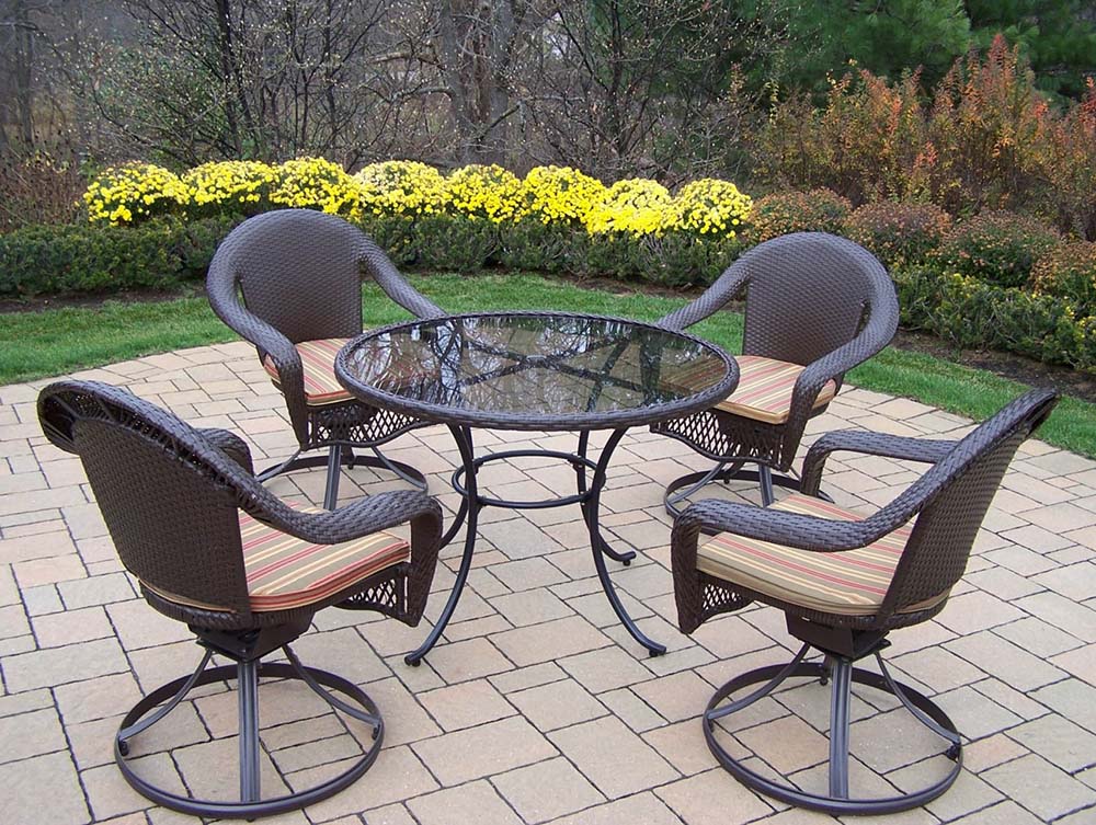 Elite Wicker 5pc Dining Set - Stripe Cushion Swivels